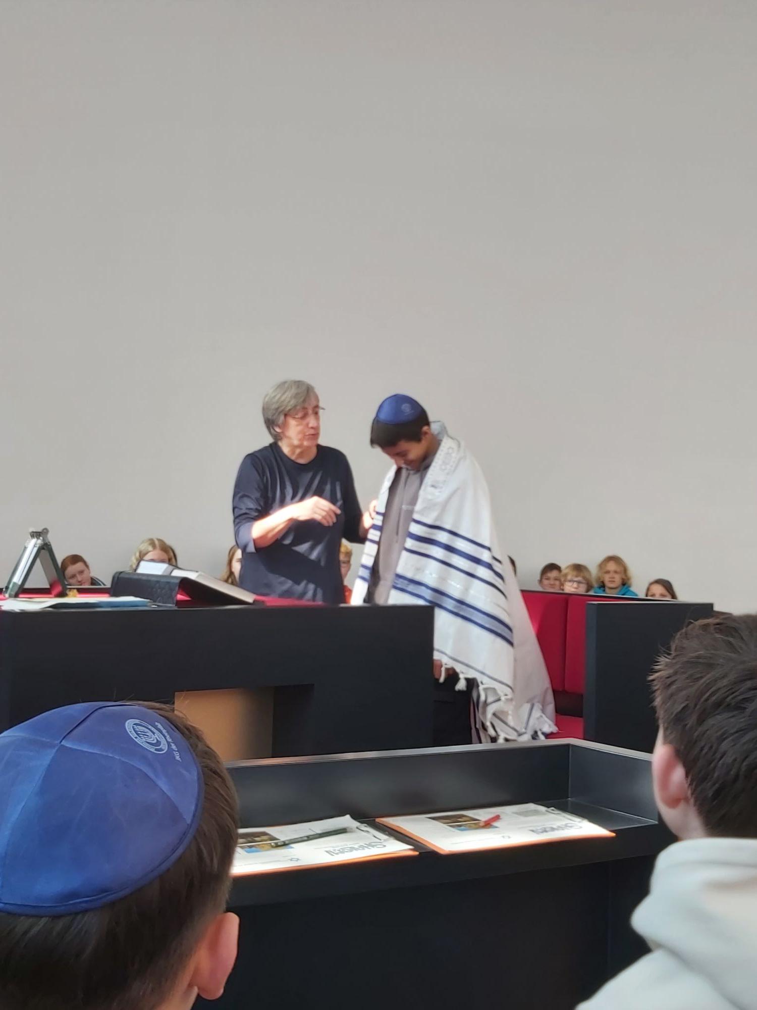 2024_Synagogenexkursion_02.jpg