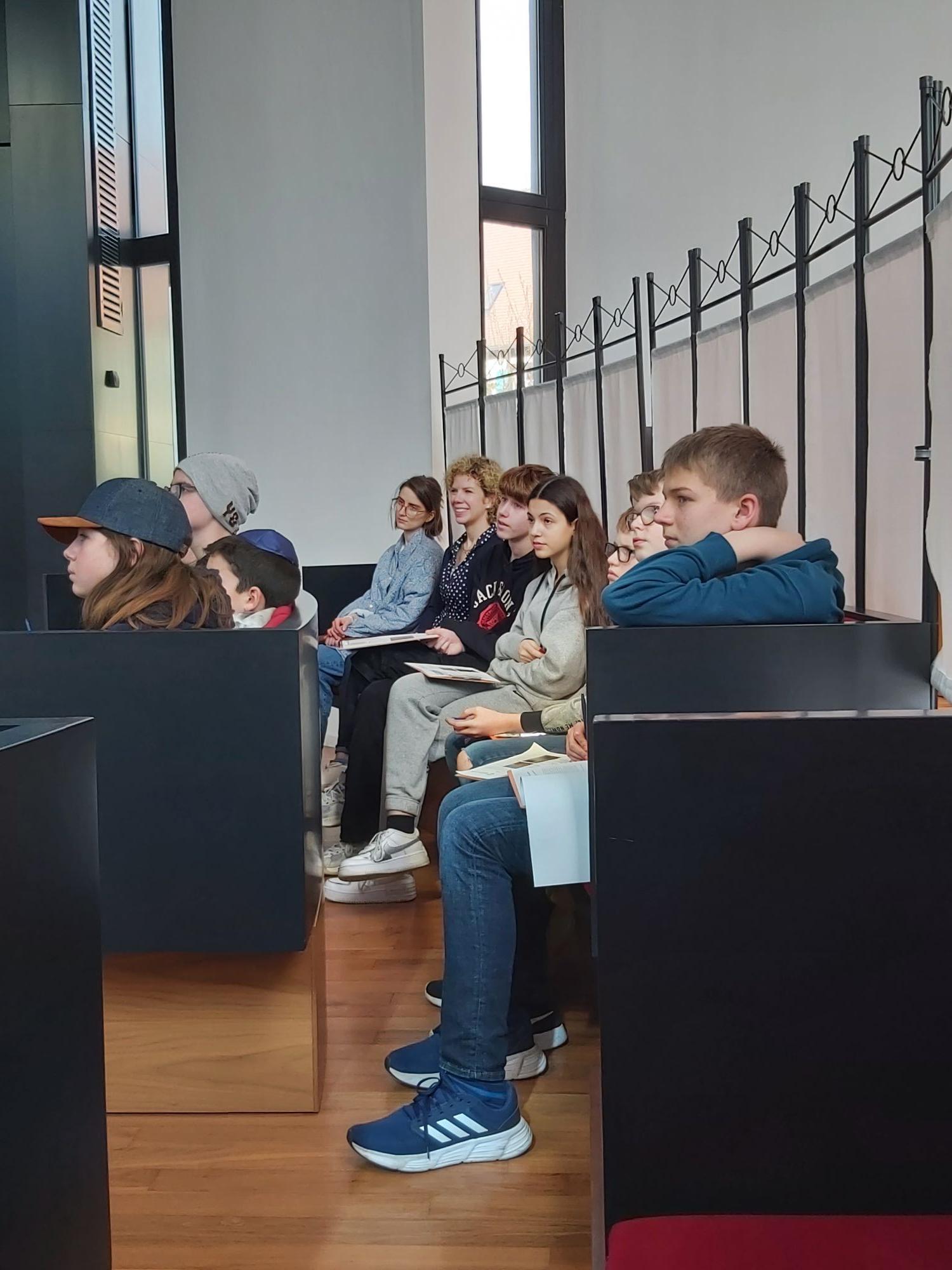 2024_Synagogenexkursion_03.jpg